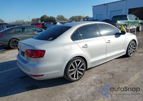 2013 Volkswagen Jetta Gli Autobahn z USA, uszkodzony, nr VIN 3VW4S7AJ2DM284422